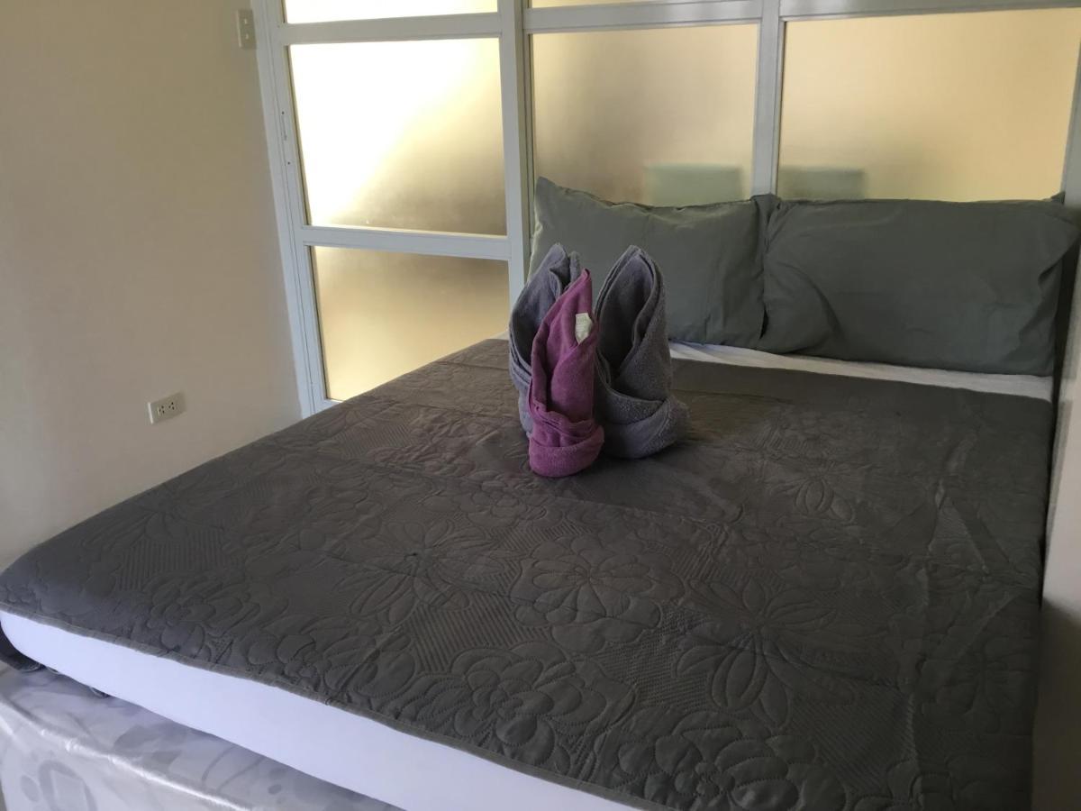 Condo With Free Swimming Pool & Viewing Deck Tagaytay City Luaran gambar